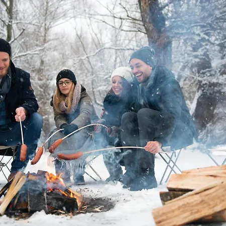 Family Wellhouse Garden Direct In Salzburg, Sunny Big Garden, Up To 16 Pax, Bikes For Free, Bbq, Sunbeds, Parking For Free, 15 Min Sound Of Music Вилла